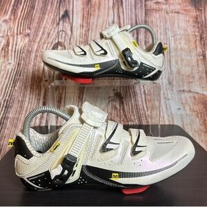 EUC Mavic Giova Cycling Shoe With Delta Cleats 7.5M